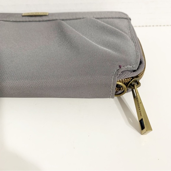 Travelon Gray and Purple RFID Blocking Zip Around Pleated Detail Wallet Organize - Picture 6 of 12